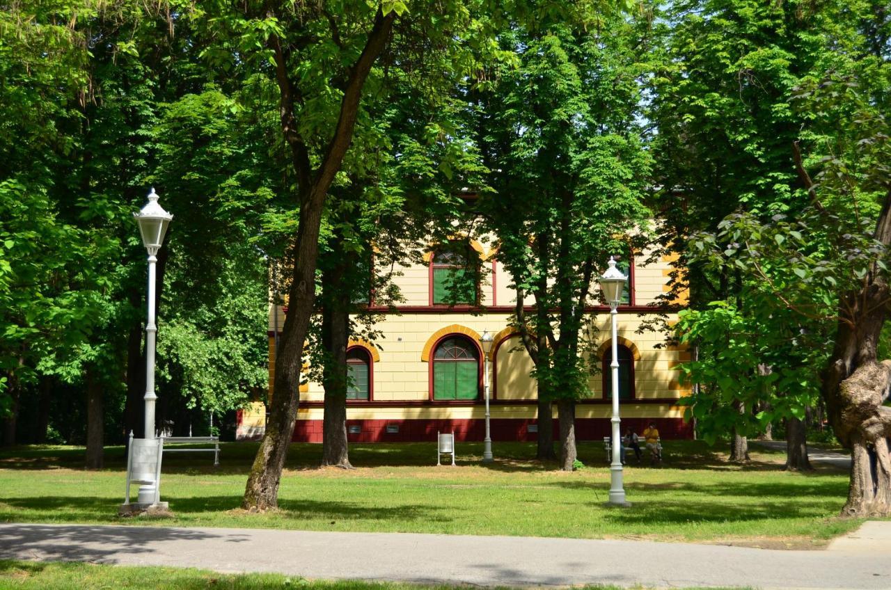 Depandans Jezero Hotel Palić Exterior foto