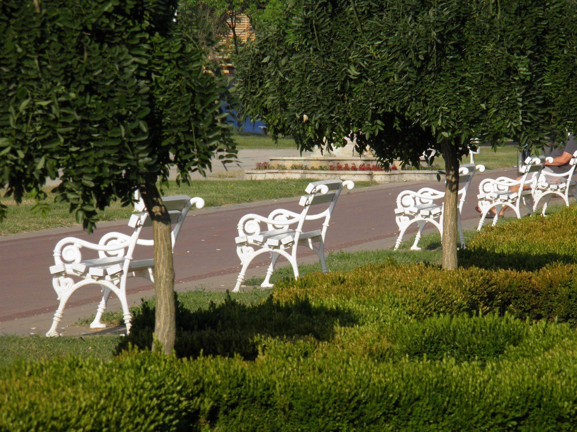 Depandans Jezero Hotel Palić Exterior foto